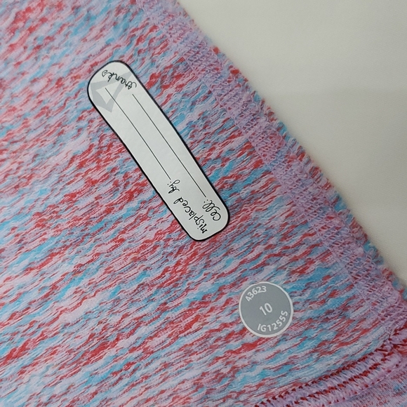 Girls Ivivva/lululemon athletica tank size 10 red - Picture 4 of 6